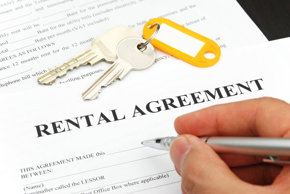 Negotiating a San Diego rental agreement.